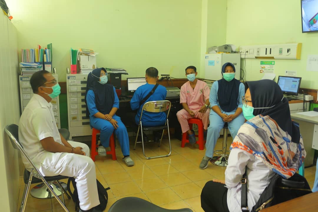 TETAP SETIA MELAYANI, TIM DKJPS KEMBALI MENYAMBANGI PASIEN DAN TENAGA KESEHATAN DI RSUD PROV. NTB